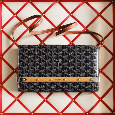 goyard clutch bag|goyard monte carlo clutch.